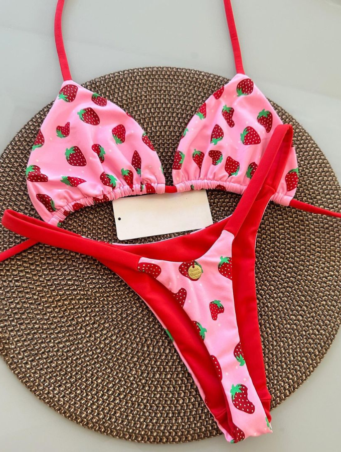 STRAWBERRY TRIANGLE BIKINI