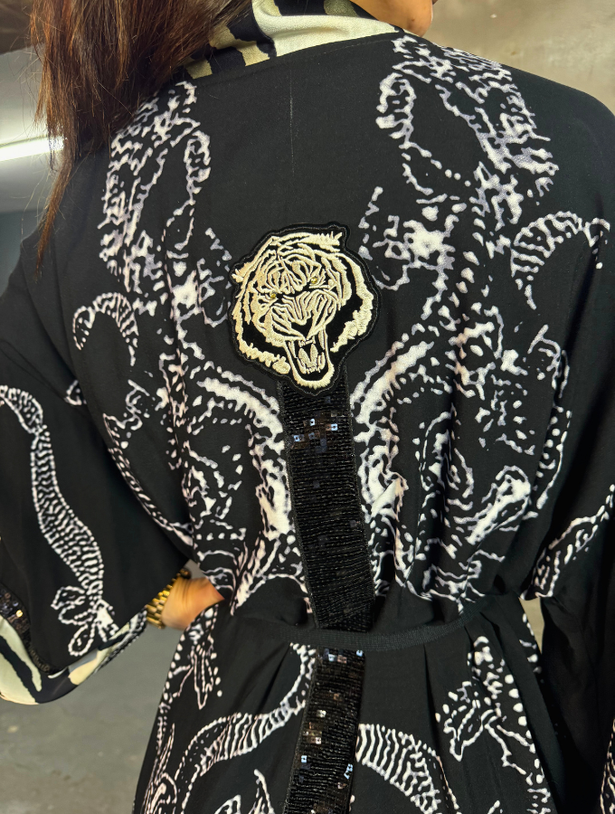 ROAR LUXE KIMONO