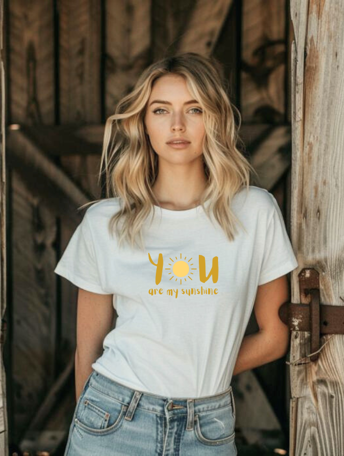 SUNSHINE FITTED TEE - WHITE